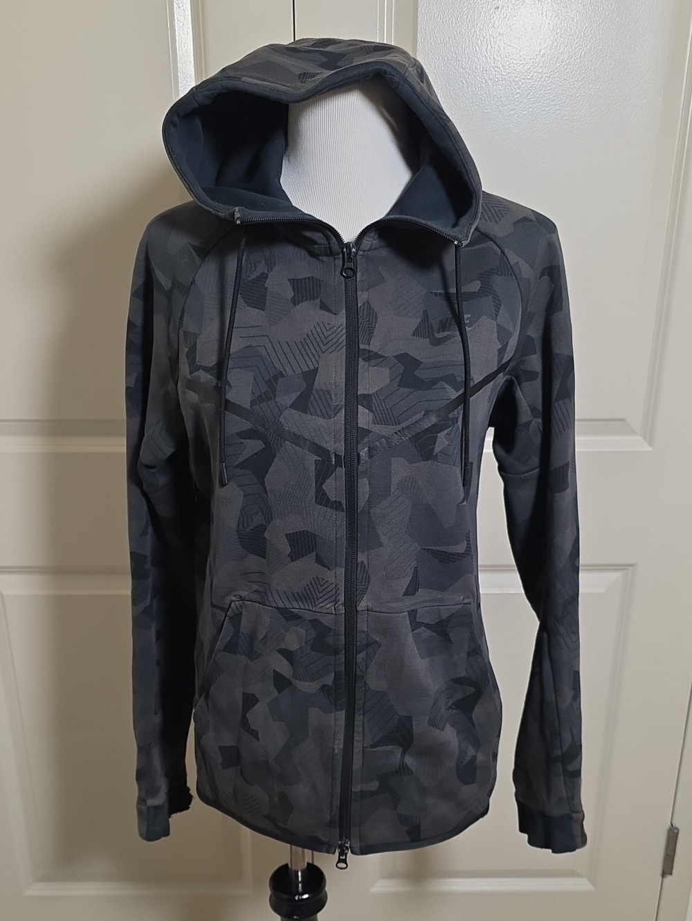 Nike Women’s Black & Dark Gray Camo Zip-Up Hoodie